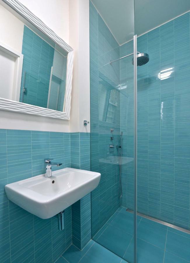 Designer Loft 2 Apartment Prague Luaran gambar