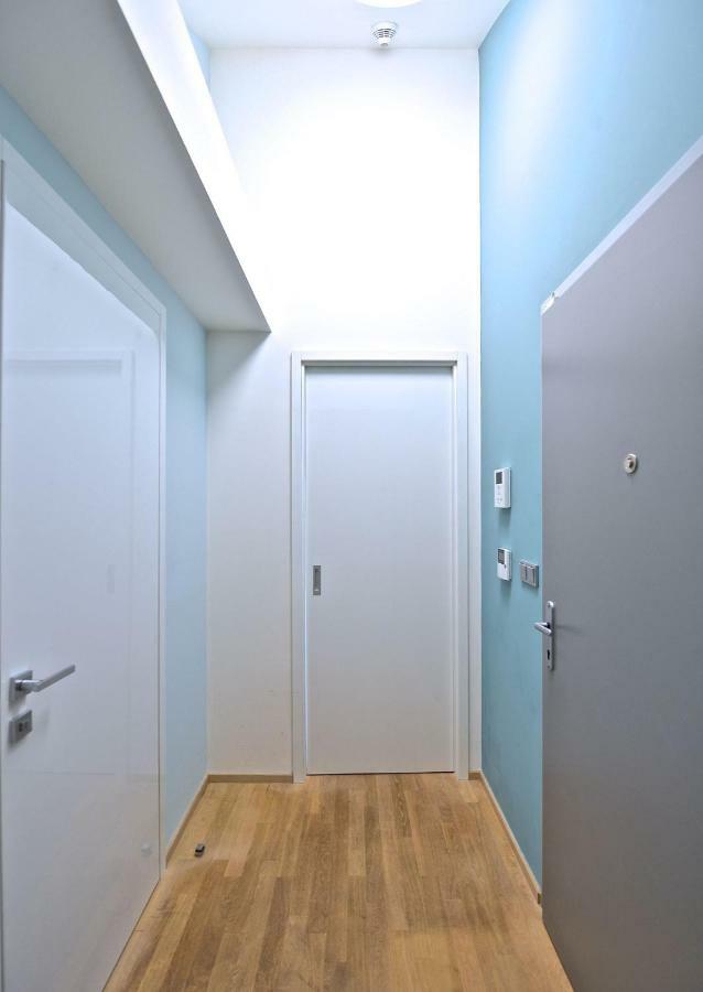 Designer Loft 2 Apartment Prague Luaran gambar
