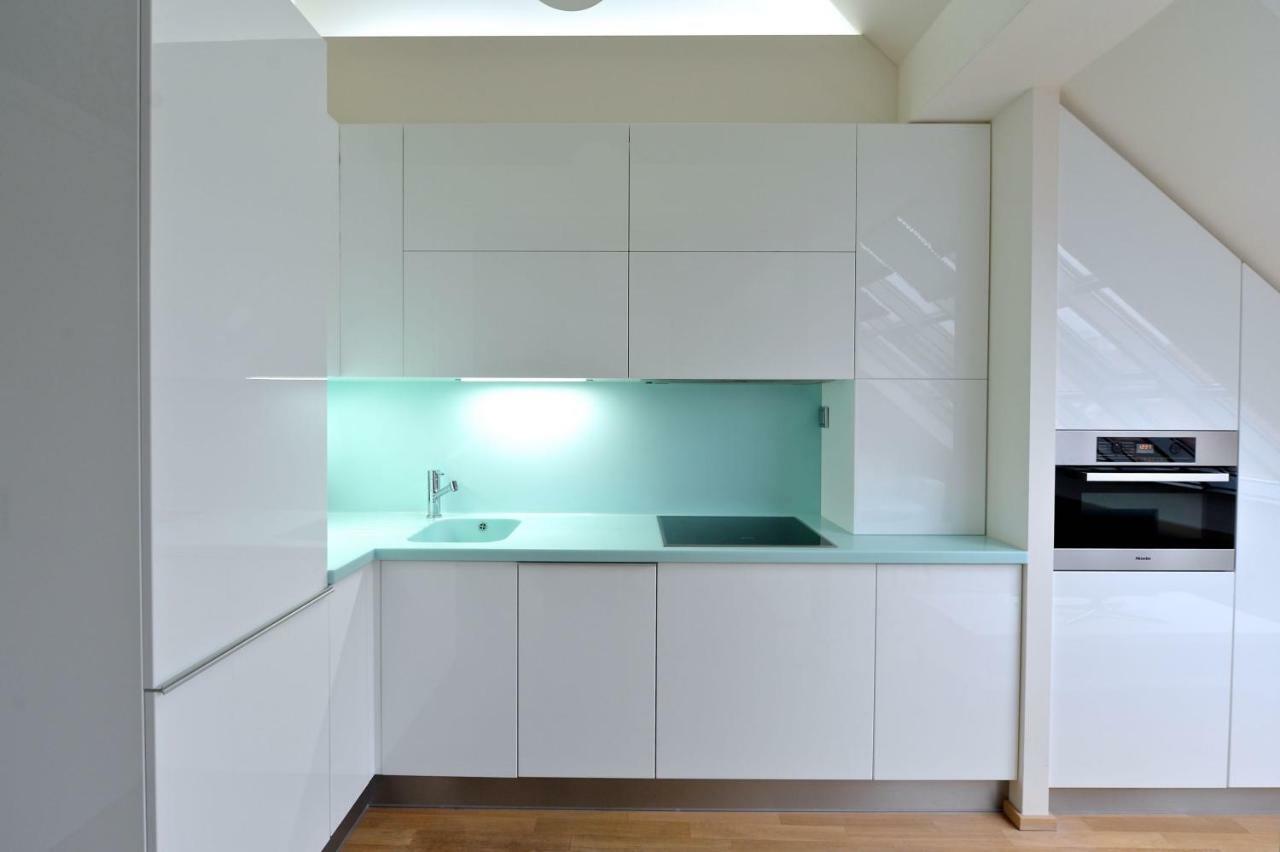 Designer Loft 2 Apartment Prague Luaran gambar
